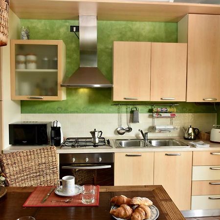 Holiday Apartment Albachiara Tavernola Bergamasca Buitenkant foto