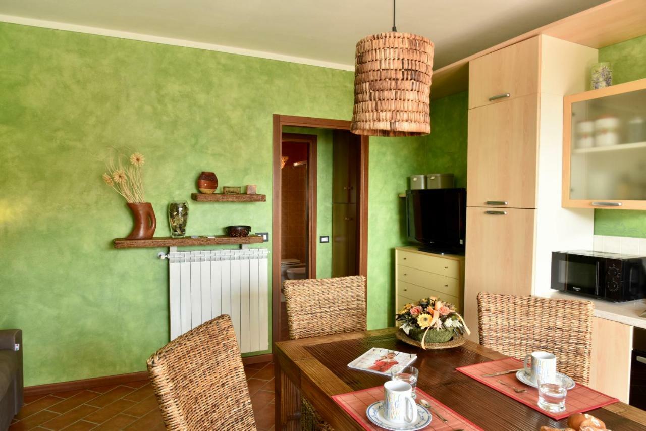 Holiday Apartment Albachiara Tavernola Bergamasca Buitenkant foto