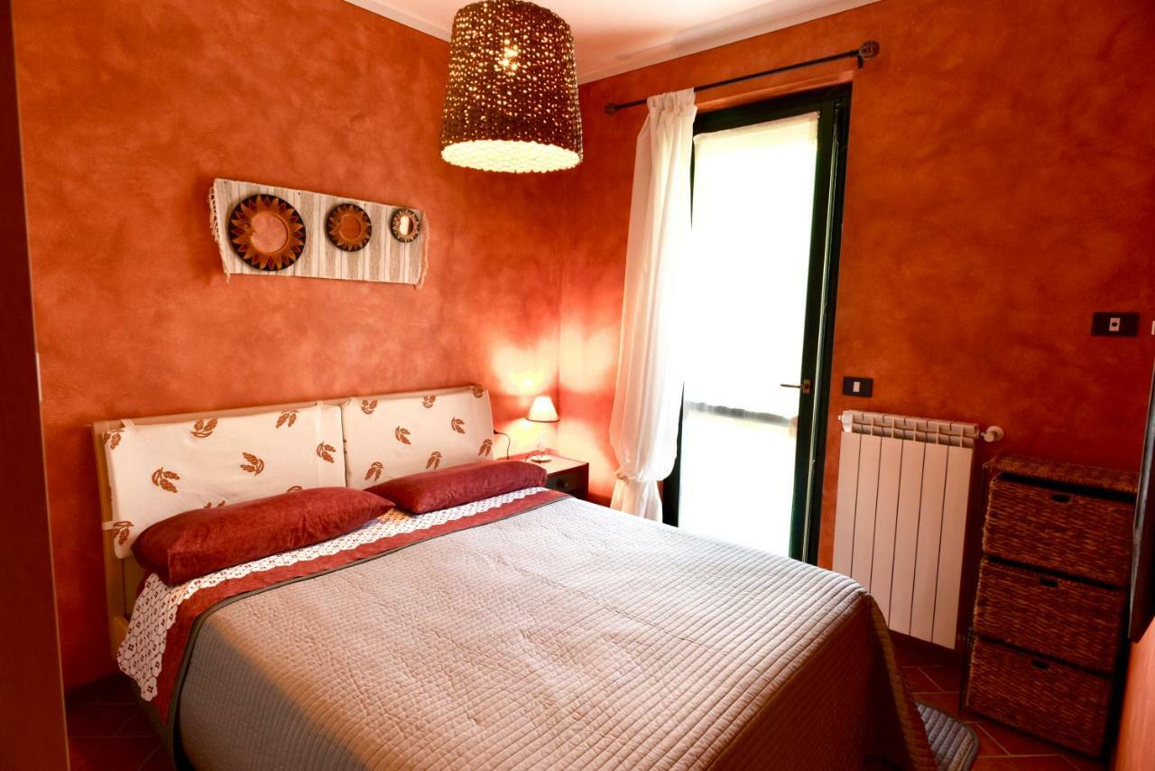 Holiday Apartment Albachiara Tavernola Bergamasca Buitenkant foto