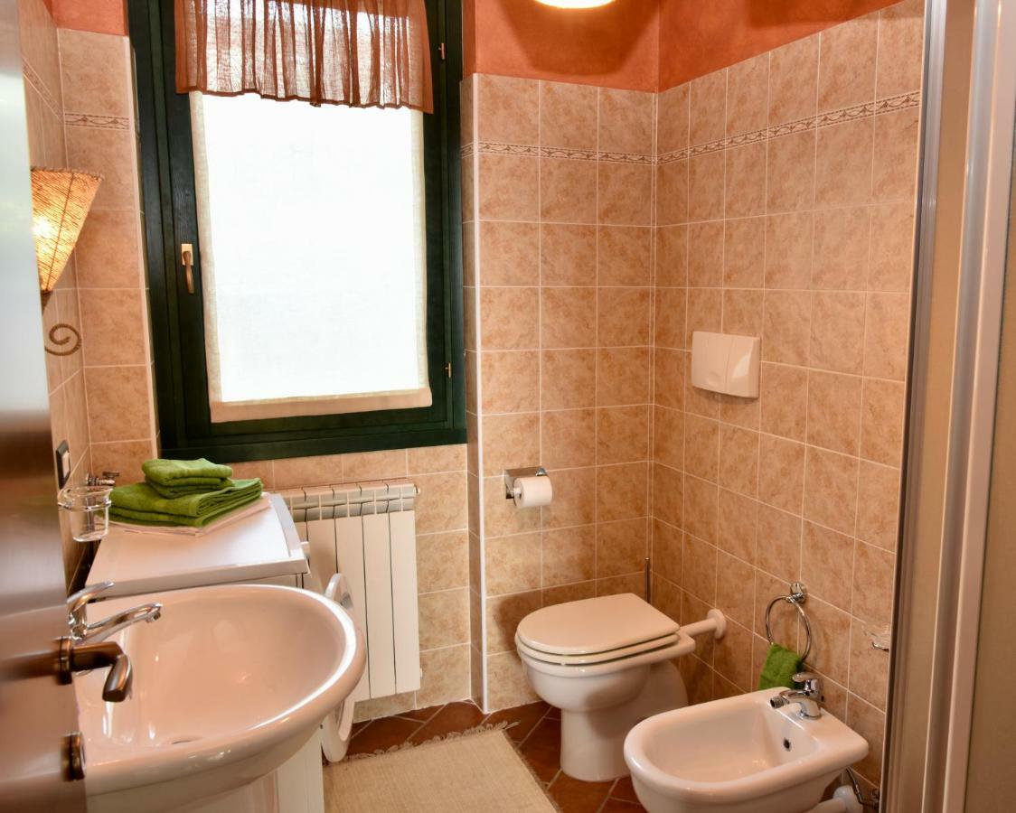 Holiday Apartment Albachiara Tavernola Bergamasca Buitenkant foto